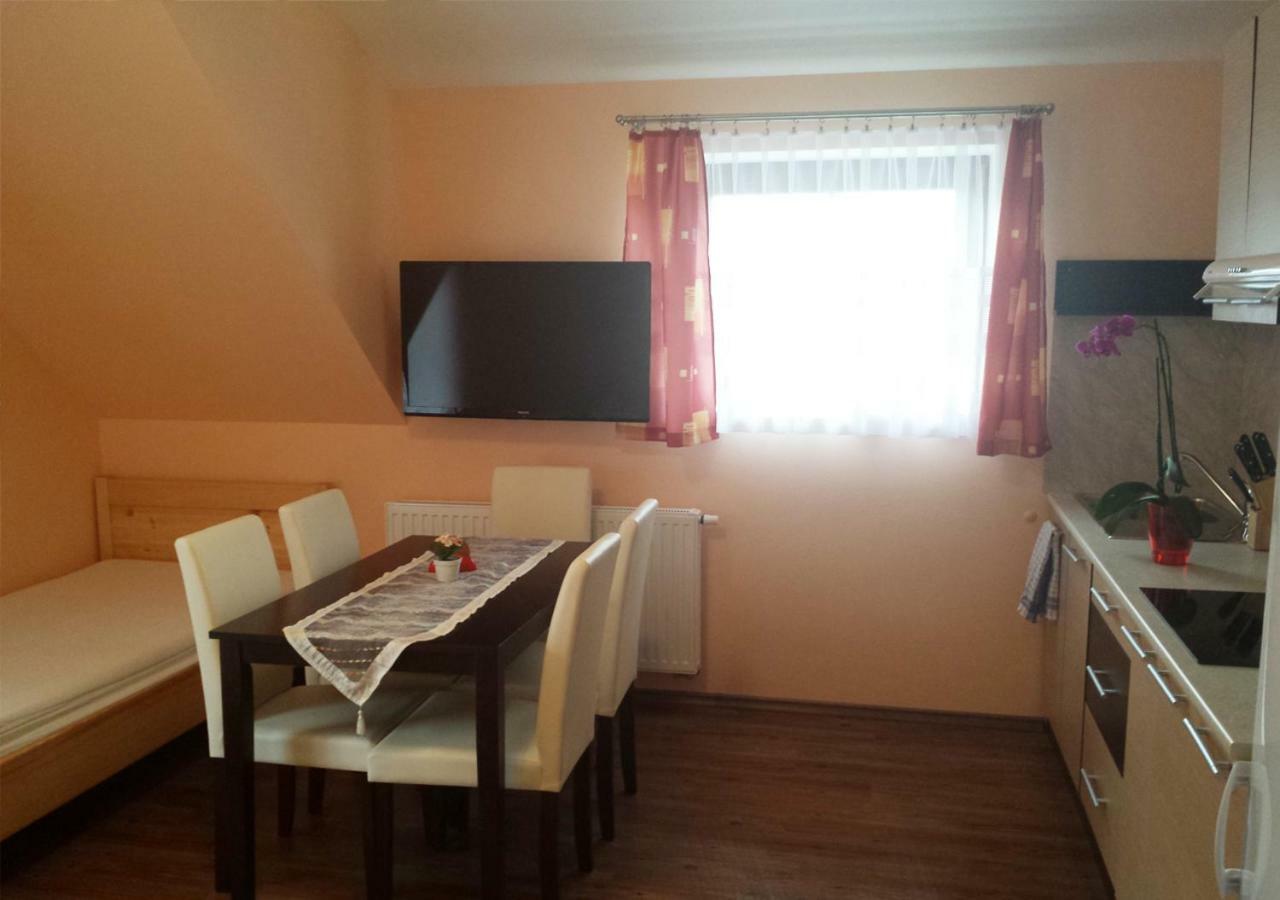 Apartmany Lucie Zdikov Bagian luar foto
